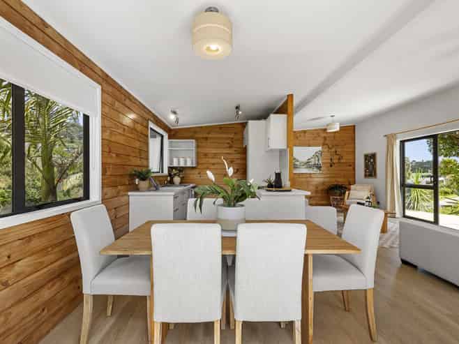 4A Violet Street, Raglan