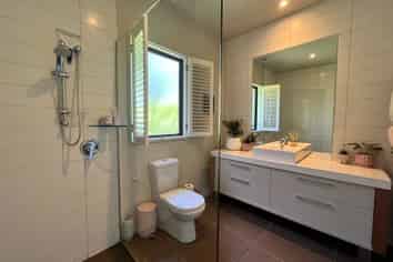 1 Buckler Court, Jacks Point