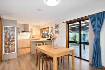 31 Vintage Drive, Henderson