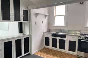 7 Carrington Street , Mount Cook