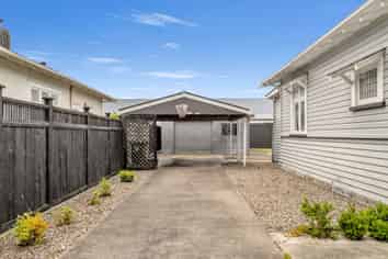 23 South Street, West End