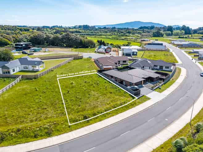 159 Karuhiruhi Street, Waikanae