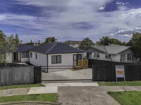 15A Mangos Place, Pakuranga