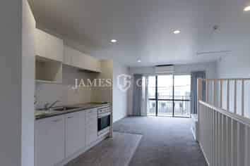 120m² Takanini Unit - Live and Work