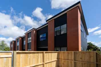 4D/30 Cameron Road, Hamilton East