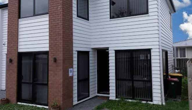 30A Beaumonts Way, Manurewa