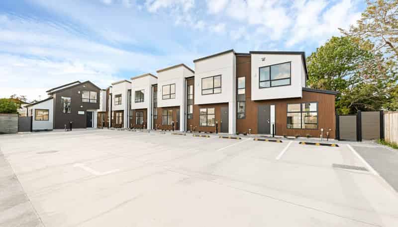 2,3,12,15/85 Cascades Road, Pakuranga Heights