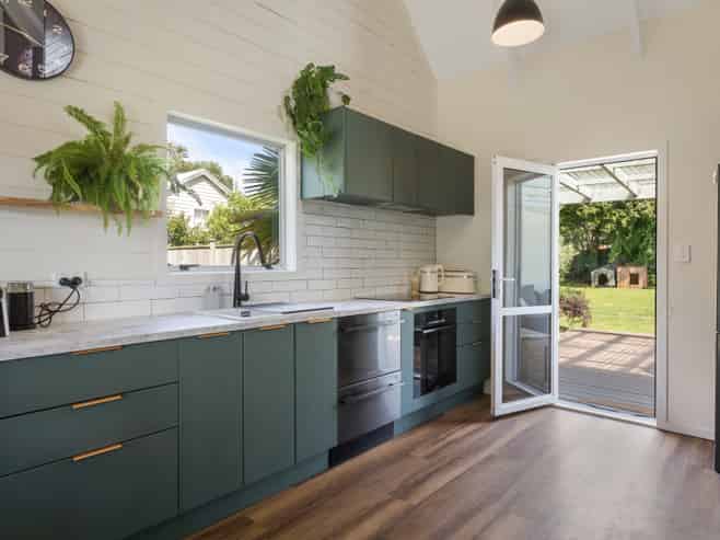 13 Cadman Street, Waikino