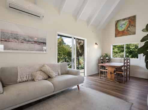 13 Cadman Street,, Waikino