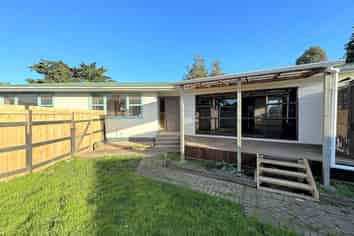 103 Edgewater Drive, Pakuranga