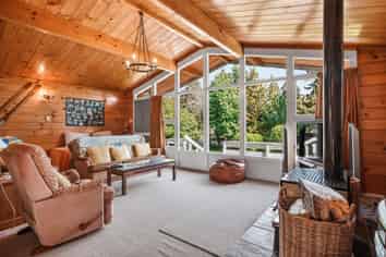 25 Owhango Road, Owhango