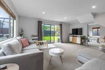 16A Taramea Street, Avondale