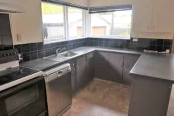 11 Valerie Pl, Redwood