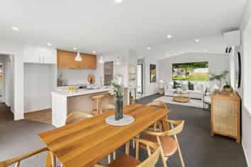 11 Ara o Paki Paki, WAKEFIELD