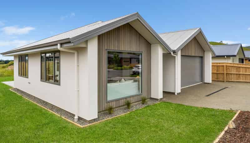 11 Ara o Paki Paki, WAKEFIELD