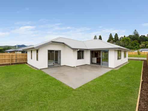 11 Ara o Paki Paki, Wakefield