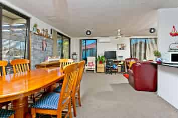 1/29 Devonshire Rd, Unsworth Heights