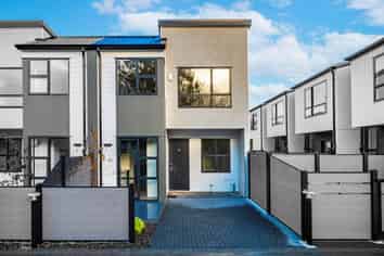 15/85 Cascades Road, Pakuranga Heights