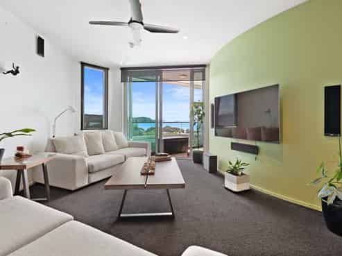 702/11 Tamariki Avenue, Orewa