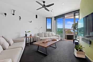 702/11 Tamariki Avenue, Orewa