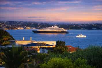 26 Coates Avenue, Orakei