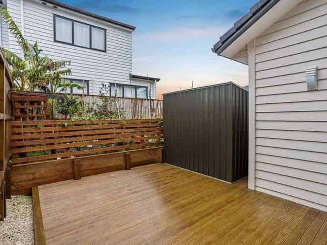 273 Flat Bush School Road, Flat Bush