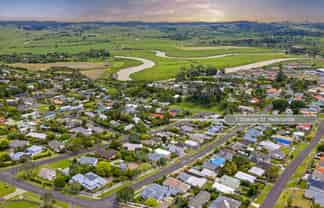 7 Downer Street, Helensville