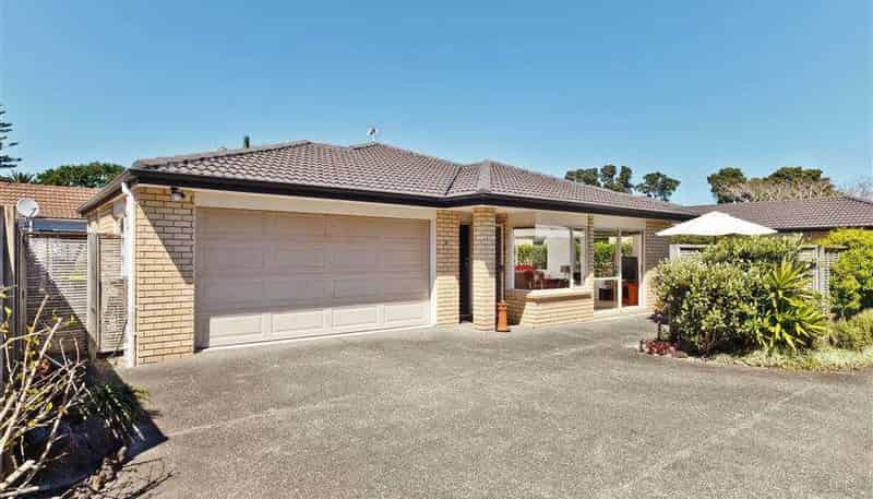 2/14  Milton Rd, Orewa