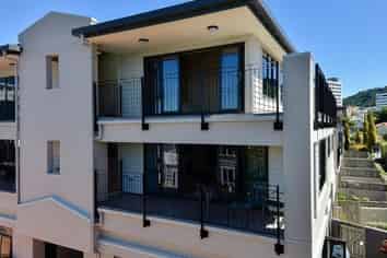 11/28 Hobson Street, Thorndon