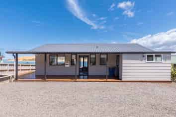 24 Taumatawiwi Street, OPONONI