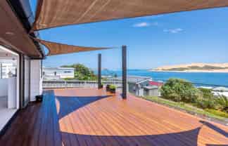 24 Taumatawiwi Street, OPONONI