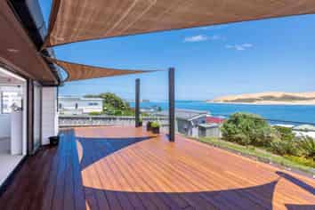 24 Taumatawiwi Street, OPONONI