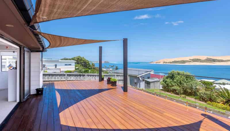 24 Taumatawiwi Street, OPONONI