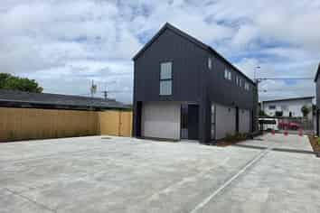 4/527 Hereford Street, Linwood