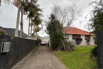 12 Stewart Avenue, Panmure
