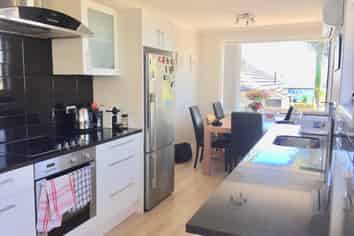 12 Stewart Avenue, Panmure