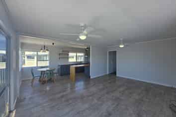 96 Karewa Parade, Papamoa