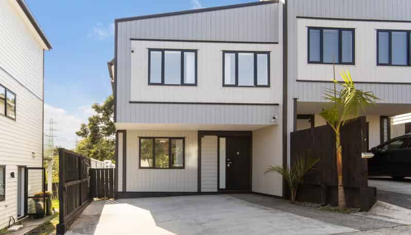 7 Liban Place, Massey