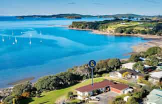 35  Willjames Avenue, Algies Bay