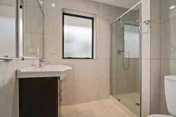 26B Lincoln Road, Henderson