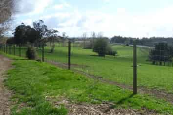 883 Runciman Road, Drury