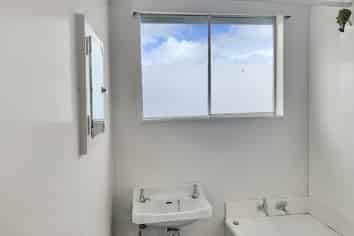 2/27 Lyell Road, Outer Kaiti