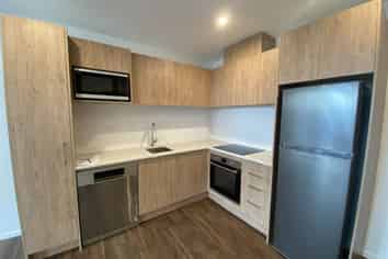 914/20 Park Ave , Ellerslie