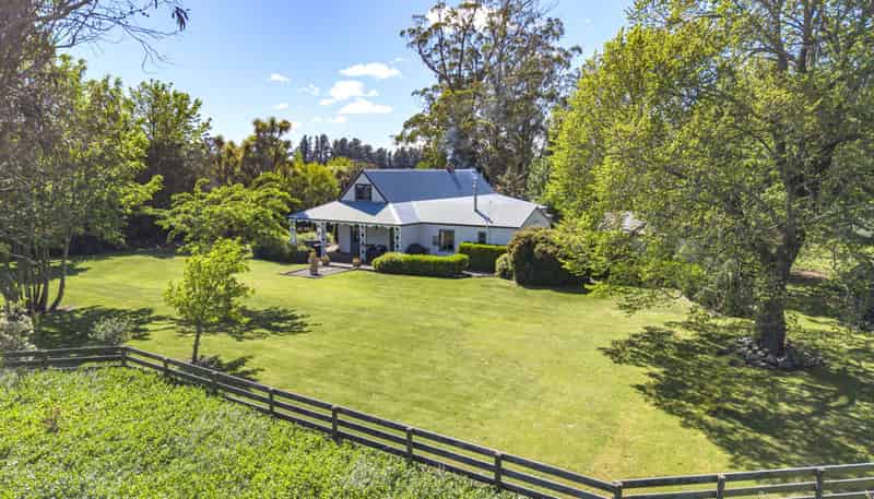 2195 Old West Coast Road, Kirwee