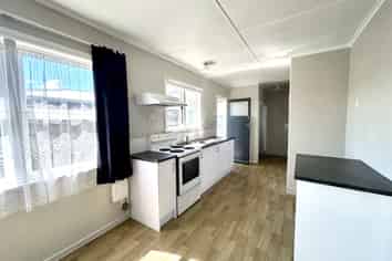 37 York Street, Glenholme