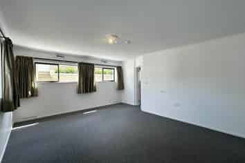 32A Amante Crescent, Mairangi Bay