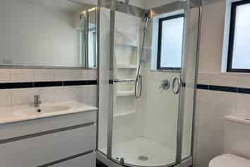 32A Amante Crescent, Mairangi Bay