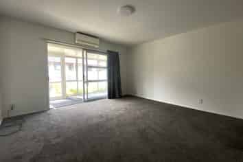 2/12 Peer Street, Upper Riccarton