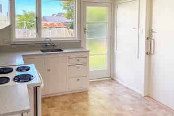 76 England Street, Linwood