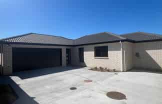 54 Scenic Rise, Rototuna North